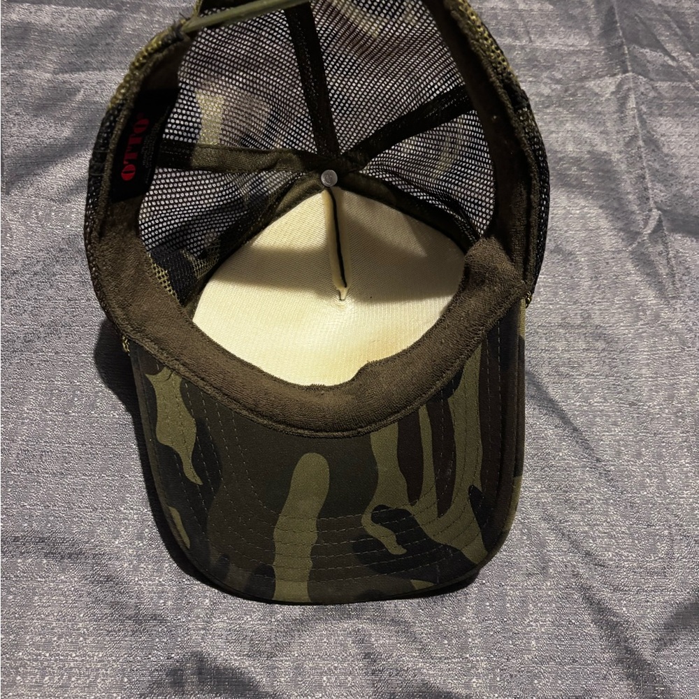 ✨3/$25 bundle- Green Camo Trucker Hat with Pink "Living The Dream" puff art✨ - Picture 7 of 7
